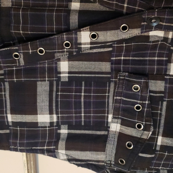 Rock & Republic Plaid Short Sleeve Button Down111 Top Shirt XL - Picture 3 of 5